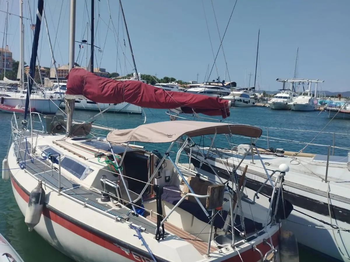 Botel Hotel Voilier A Quai La Londe-les-Maures